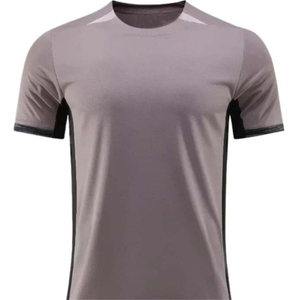 ชุดยูนิฟอร์มฟุตบอลสีพื้นแบบกำหนดเองขายส่ง เสื้อเจอร์ซีย์ OEM โพลีเอสเตอร์ 100% ระบายอากาศได้ดี แขนสั้น คอกลม - Product Image 5