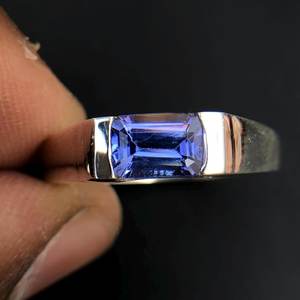 Bague en Tanzanite Naturelle, Argent Sterling, Or Massif 14K, Bague de Fiançailles, Tanzanite Taille Émeraude, Pierre de Naissance de Décembre, Bague Unisexe - Product Image 1