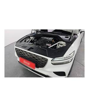 Genesis GV70 2.5T Gasolina 2WD 2024/5 con 21,985 km, Caja de Cambios Automática, Asientos de Cuero, Volante a la Izquierda, Cámara Trasera - Product Image 6