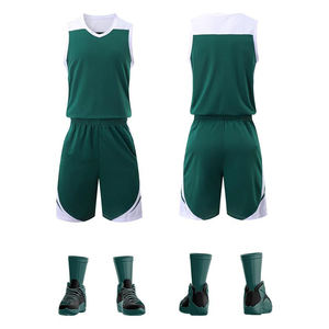 Uniforme de basket-ball de qualité supérieure, respirant, à séchage rapide, ensemble de maillots et shorts, tissu polyester, fabriqué au Pakistan - Product Image 2