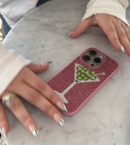 Coque de téléphone de luxe artisanale brodée de perles et de feuilles d'argent et d'or, colorée et tendance, pour collectionneurs - Product Image 2