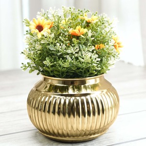 Vase de table fait main, design côtelé, bol décoratif traditionnel 17cm x 12cm - Product Image 5
