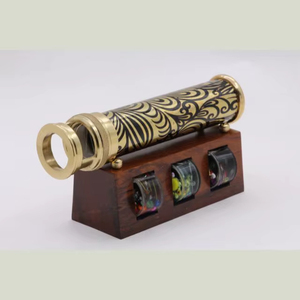 Nouveauté : Jouet kaléidoscope de collection avec support en bois et 3 compartiments à objets interchangeables – Cadeau de mariage - Product Image 1