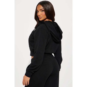 Sudadera con capucha corta negra para mujer con cremallera frontal, manga regular, tejida, para otoño - Product Image 2