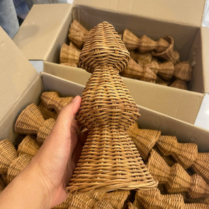 Árbol de Navidad de Ratán Premium de Vietnam para una Decoración Clásica y Duradera de la Sala de Estar, Suministrado por 99 Gold Data - Product Image 1