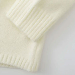 Pull en maille torsadée en mélange de coton avec logo personnalisé pour homme, col rond et manches longues, tendance mode hiver, acheter un pull en maille torsadée - Product Image 4