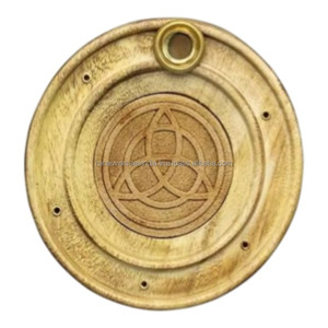 Hermosa Base para Incienso Triquetra para Incienso Indio y Tibetano, Quemador Práctico para Varillas y Conos, Aromas de Fresa, Anís Estrellado y Salvia Clary - Product Image 3