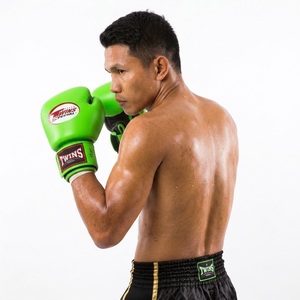 Gants de boxe Muay Thai en cuir véritable de haute qualité, respirants, légers, fermeture auto-agrippante, 10oz 12oz 14oz 16oz, personnalisables - Product Image 2