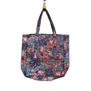 Sac fourre-tout matelassé pour femmes de haute qualité Kantha en soie avec deux poignées sacs à main décontractés de forme ouverte pour le shopping - Product Image 1