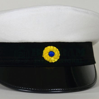 Coiffe de graduation suédoise professionnelle OEM ODM écologique en dentelle avec cockade et épingle de sûreté, taille et couleur personnalisables