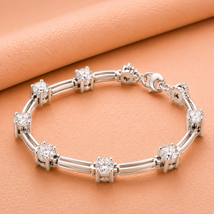 Bracelet minimaliste rond avec diamants pour femme, élégant, or, argent, or rose, bijoux de luxe pour tous les jours, cadeau - Product Image 1