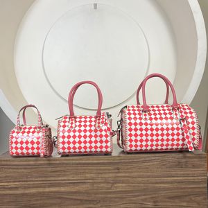 Hot Selling Factory Price Stylish Red & White Checkered Speedy Duffel <b>Bags</b> Crossbody <b>Women</b> Fashion Overnight <b>Weekender</b> Handbags - Product Image 5