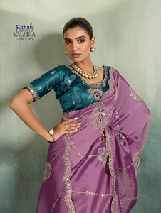 Indian Bollywood Modern Women Designer Silk Saree with Ethnic Blouse Comfortable and Stylish Wedding Exclusive Party Wear - Product Image 2