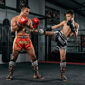 Protège-tibias de Muay Thai en cuir PU de haute qualité à 100 %, conception personnalisée, équipement de protection pour la boxe, le MMA, le kickboxing, l'entraînement et le sparring - Product Image 2