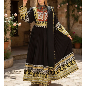 Vestido Étnico Afgano para Mujer, Hecho a Mano, Largo, con Detalles de Bordado Brillante - Product Image 6