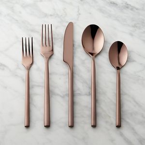 Ensemble de couverts de table en acier inoxydable inspiré par la maison, au design durable, pour des tables expressives et des moments de repas artistiques - Product Image 3
