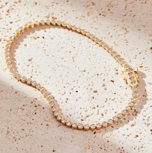 Pulsera de tenis con diamantes cultivados en laboratorio de corte corazón, engastados en bisel de oro de 14K y chapados en plata (1.30ct, certificado IGI) - Product Image 1