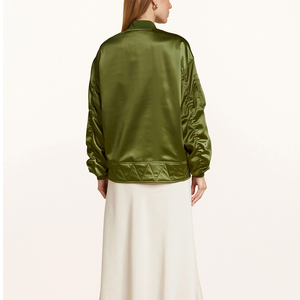 Chaqueta bomber de satén de alta calidad para damas, de manga larga, con cremallera, ligera, a prueba de viento, para invierno. - Product Image 2