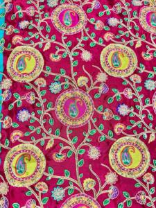 Tela de Viscosa 100% Estampada, Tejido de Patchwork con Patrón Floral, Peso Medio, para Prendas de Niñas y Decoración del Hogar - Product Image 1