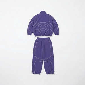 Conjunto Deportivo Premium con Ribete Reflectante Morado |   Cortavientos Unisex |   Fabricante OEM de Ropa Deportiva Ligera Resistente al Agua - Product Image 2