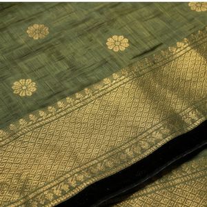 Sari Verde Sinfonía con Estampado Floral, Estilo de Vestido Pakistaní de Seda Banarasi, Modelo Banarasi Lehenga, Salwar Kameez Indio - Product Image 6