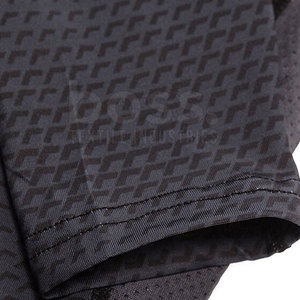 เสื้อแรชการ์ดแขนยาวดีไซน์ใหม่สำหรับผู้ชาย ขายออนไลน์ รับผลิตแบบ OEM เสื้อผ้าออกกำลังกายสำหรับผู้ชาย - Product Image 5