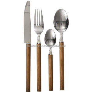 Cubiertos de Metal Premium con mango de madera para comedor en casa que ofrecen un estilo elegante y un agarre cómodo para uso diario - Product Image 3
