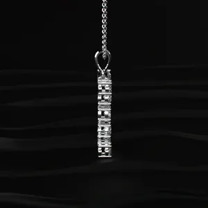 Nouveauté : Pendentif en diamant CVD cultivé en laboratoire avec initiale I, couleur D-E, clarté VVS-VS, certifié IGI, collier en or blanc. - Product Image 4