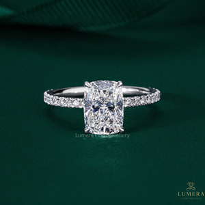 ผู้ผลิตแหวนเพชรทองคำ 18k แบบกำหนดเอง OEM ความใส VS1 VVS2 รูปทรงกลม รูปไข่ รูปหยดน้ำ รูปทรงคุชชั่น ขายส่งจากโรงงานเครื่องประดับชั้นดี - Product Image 1