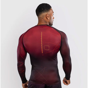 Rashguard MMA à personnaliser par sublimation, T-shirt de compression BJJ, Rashguard imprimé sur mesure pour hommes, Technologie OEM, Manches longues - Product Image 3