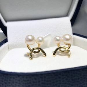 Boucles d'oreilles en perles d'eau douce naturelles de Zhuji, double C, tendance populaire, nouveau bijou à lettres, élégantes boucles d'oreilles en perles d'eau douce - Product Image 1