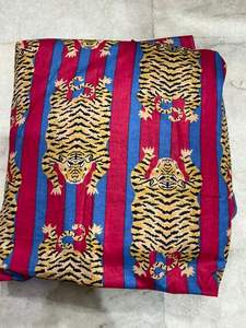 Tela de Algodón Orgánico Hecha a Mano con Estampados de Animales Indios, Teñido a Mano con Diseños Florales, Impresión Serigráfica, para Bolsas, Cortinas, Fundas, Niños - Product Image 3