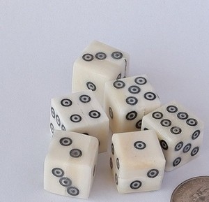 Dados de Cuerno de Búfalo Hechos a Mano, Cubos de Juego de Hueso Natural Pulido de Seis Caras, Accesorios para Juegos de Mesa RPG - Product Image 2