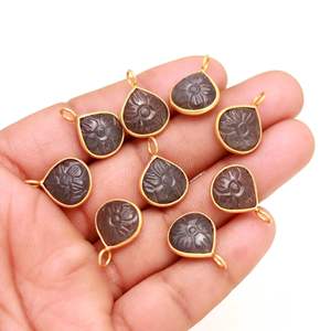 Colgante de flor de piedra lunar gris natural, plata de ley 925, colgante de corazón de piedra preciosa tallada a mano para la fabricación de joyas, 12 mm - Product Image 3