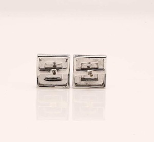 Boucles d'oreilles clous en moissanite pour femme, exportateur indien, bijoux de luxe étincelants pour mariée, cadeau à vendre - Product Image 2