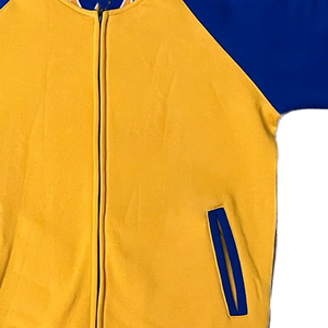 เสื้อแจ็คเก็ตวาร์ซิตี้กันลมแบบมีฮีตเตอร์สำหรับฤดูหนาว รุ่น SGRho Golden Poodle Fleece ปักลายพิเศษ สีน้ำเงินทอง แบบ Letterman Bomber Greek Life - Product Image 4