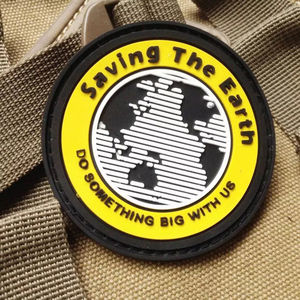 Étiquette de logo en silicone PVC gaufré de haute qualité pour vêtements, patchs PVC imprimés en 3D personnalisés, logo à transfert thermique pour vêtements sur mesure - Product Image 2