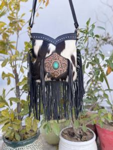 Bolso Bandolera de Cuero con Flecos, Diseño Único 2026, Hecho a Mano, Elegante, de Piel de Vaca, Multiusos para Mujer - Product Image 2