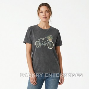 T-shirt blanc personnalisé pour femme, 100 % coton de haute qualité, coupe ajustée, avec impression graphique vinyle musical, vente en gros - Product Image 2