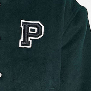 Veste varsity décontractée au silhouette élégante et au toucher confortable, idéale pour une tenue toute la journée. - Product Image 5