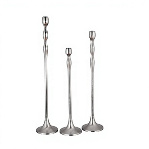 Porte-bougie chauffe-plat en aluminium fait main au design antique, écologique et résistant à la chaleur pour la maison, le salon et l'hôtel - Product Image 1