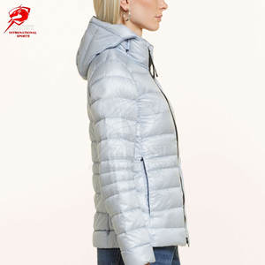 Lightweight Windproof Outdoor Women Puffer Jackets For Winter Warmth Breathable Quilted Padded <b>Bubble</b> <b>Top</b> - Product Image 5