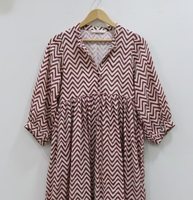 Robe Tunique Midi Bohème Faite Main, Teinte par Nouage, Imprimée au Bloc, Florale, 100% Coton Respirant, Simple, Coupe A-Line, Col en V, Manches Bouffantes |