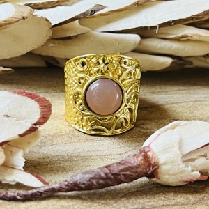 Hot Selling Peach Moonstone Brass <b>Ring</b> 18k Gold Plated Filigree Texture Floral <b>Ring</b> <b>Statement</b> Chunky Wholesale <b>Ring</b> For Women - Product Image 1