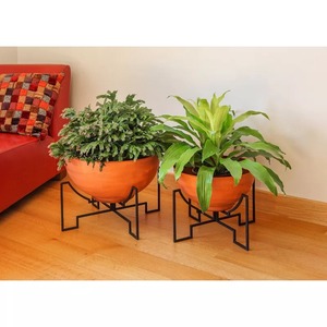 Pot de fleurs L 24 x W24 x H28 cm avec motif plume, jardinière d'intérieur pour plantes vertes, décoration de bureau - Product Image 3