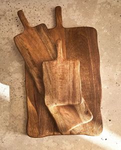 Tabla de Cortar de Madera Resistente, Material Ecológico de Grado Alimenticio para Uso en la Cocina, Segura para Cortar Carne y Verduras - Product Image 1