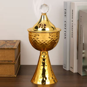 Wholesale Gold <b>Hammered</b> Metal Bakhoor Burner Crystal Top Lid Bulk Arabian Mabkhara Goblet Shape Oud Incense <b>Holder</b> Ramadan Decor - Product Image 2