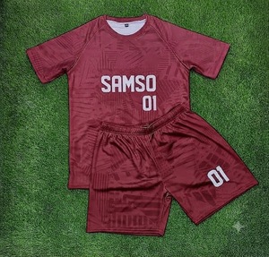 Ensemble de maillots de football pour enfants personnalisés par sublimation, uniforme de football respirant, kit d'entraînement, vêtements en gros OEM ODM - Product Image 1