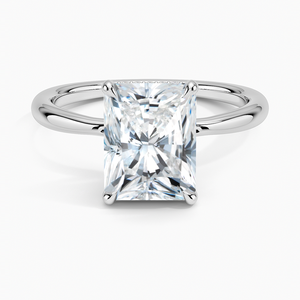 Anillo de Compromiso de Moissanita con Corte Radiante de 2 Quilates, Anillo de Novia Solitario con Halo Oculto - Product Image 3