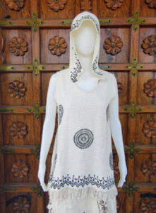 Top sin mangas con capucha y flecos de algodón y yute tejido estilo bohemio tribal para mujer, diseños personalizados - Product Image 3
